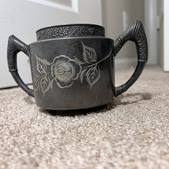 Antique Colonial Silver Company Quadruple Plate Victorian Etched Bee Floral Bowl - Picture 8 of 11